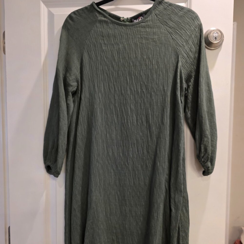 Green dress